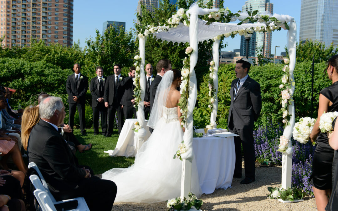 10 Unique Jewish Wedding Traditions: Making Your Big Day Extra Special in New York, New Jersey, and Connecticut