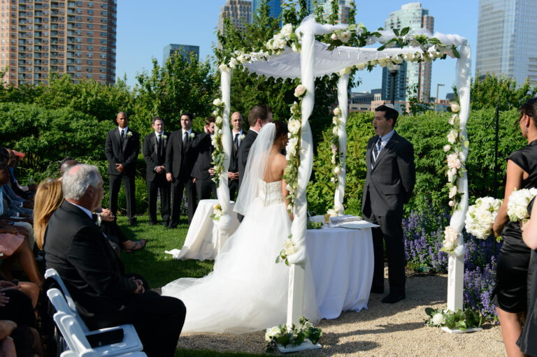 10 Unique Jewish Wedding Traditions: Making Your Big Day Extra Special in New York, New Jersey, and Connecticut