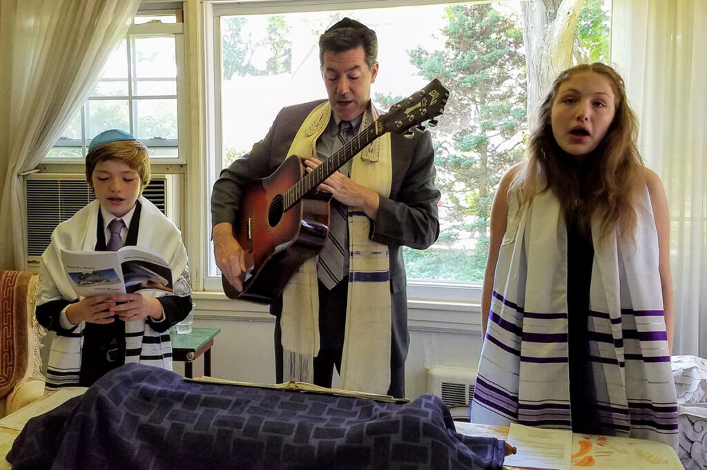 Understanding the Differences Between Bar Mitzvah, Bat Mitzvah and Other Mitzvah's Bar Mitzvahs And Bat Mitzvahs
