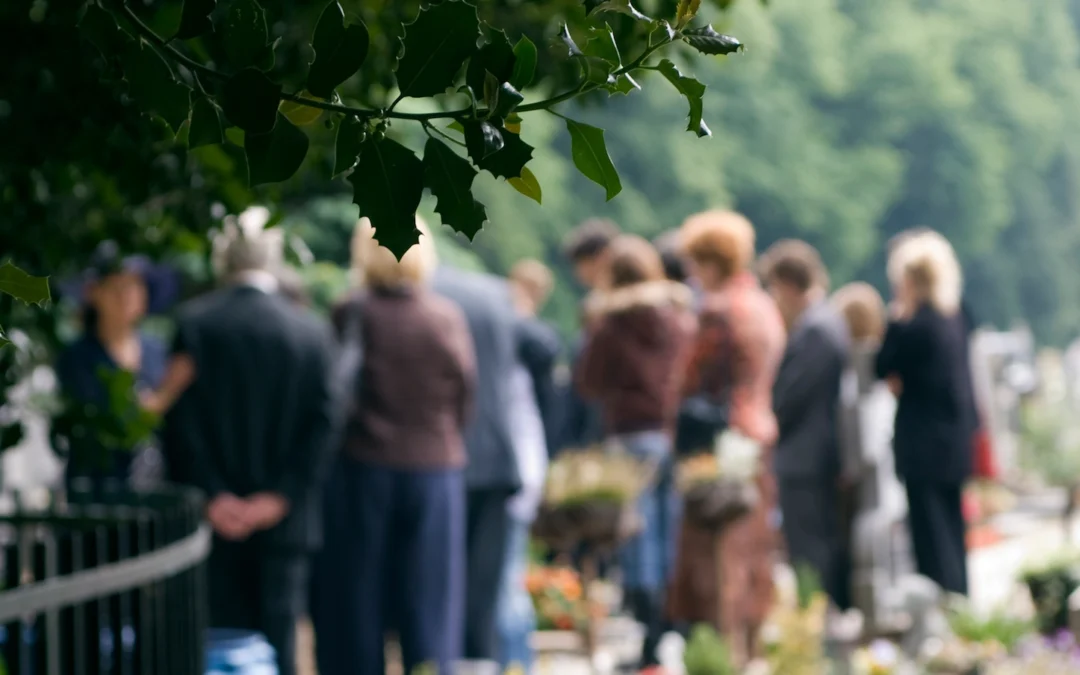 What Role Does the Rabbi Play in Mourning