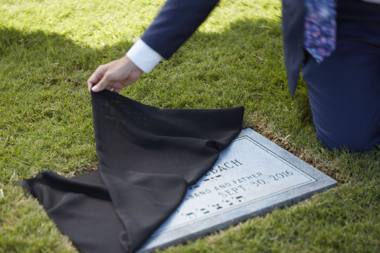 Honoring a Loved One: Unveiling Ceremony Traditions