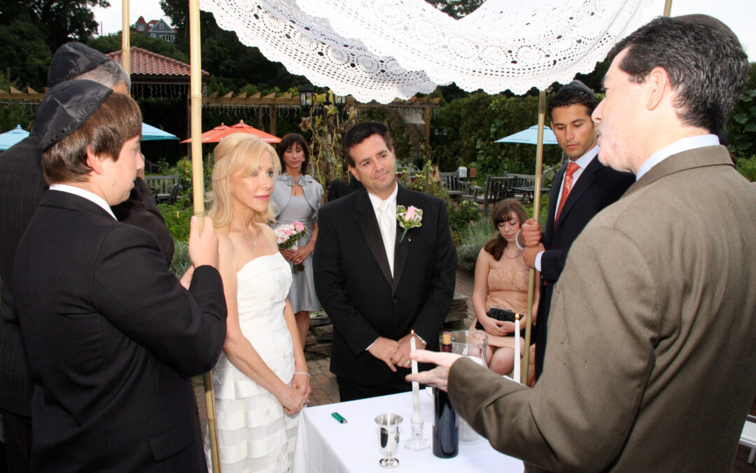 Inclusive & Non Traditional Jewish Wedding Ceremonies on Long Island
