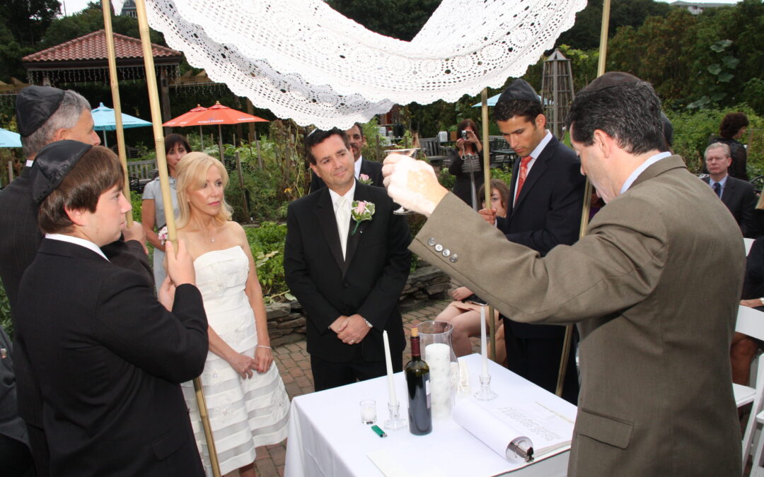Winter Wedding Planning in Connecticut: Tips from a Reform Rabbi